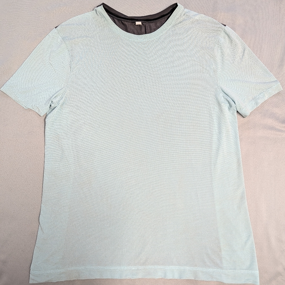 Men's Lululemon Light Blue/ Dark Gray Shirt
